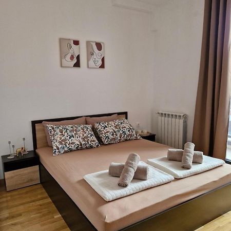 Boho City Center Skopje Ngoại thất bức ảnh